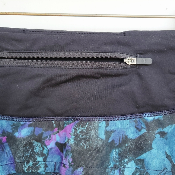 Lululemon Speed Up Short Long 4" Floral Shift Blue Multi Black Tall Size 4 - Picture 9 of 16